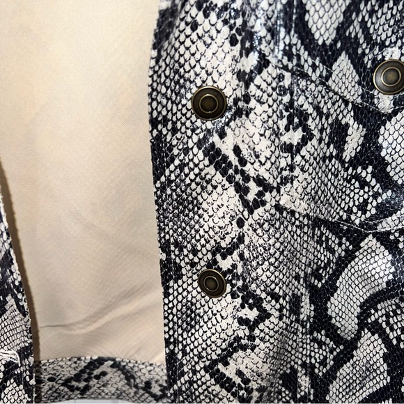 Juniors' Vylette™ Snake Print Trucker Jacket - Picture 5 of 12